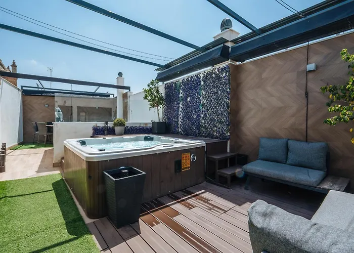 Elegant Duplex 3 Master Bedrooms And Private