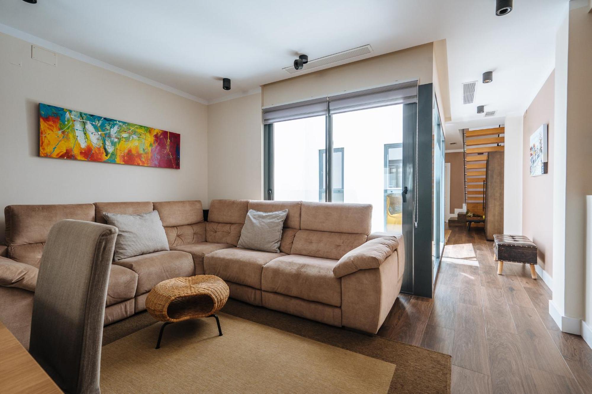 Apartment Elegant Duplex 3 Master Bedrooms And Private