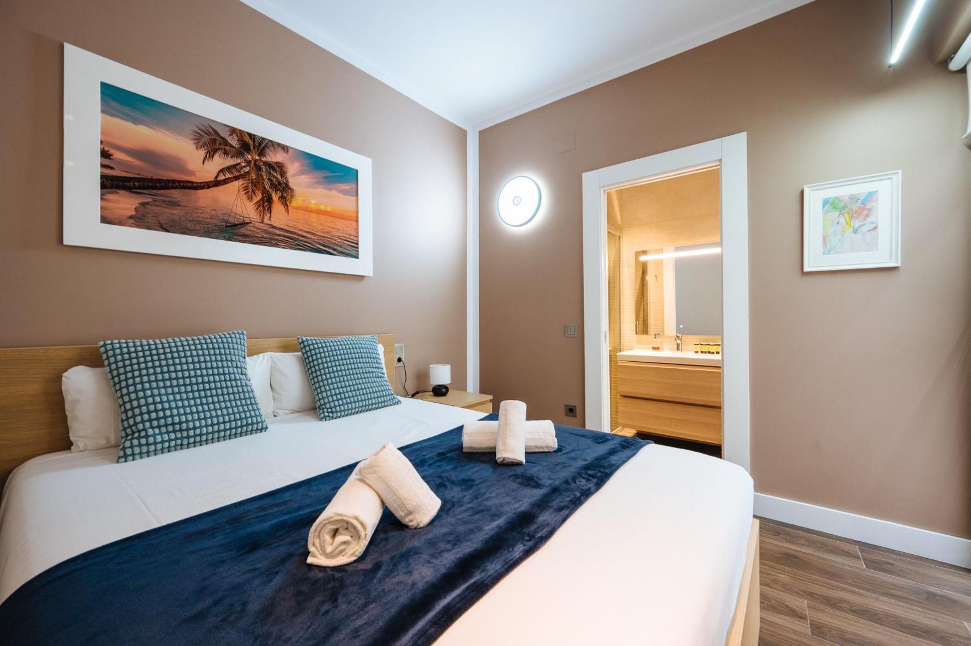 Elegant Duplex 3 Master Bedrooms And Private Apartment Sevilla